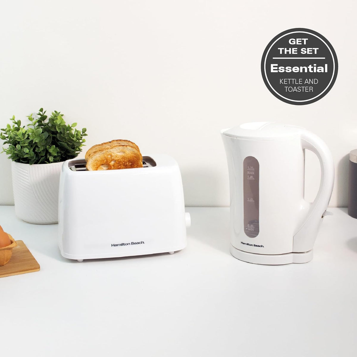 Hamilton Beach Essential Collection Plastic Kettle White 1.7Ltr HB1107W | Boil Dry Protection | Auto Shutt Off| Lightweight | Durable Design | Water Level Indicator | Easy Refills