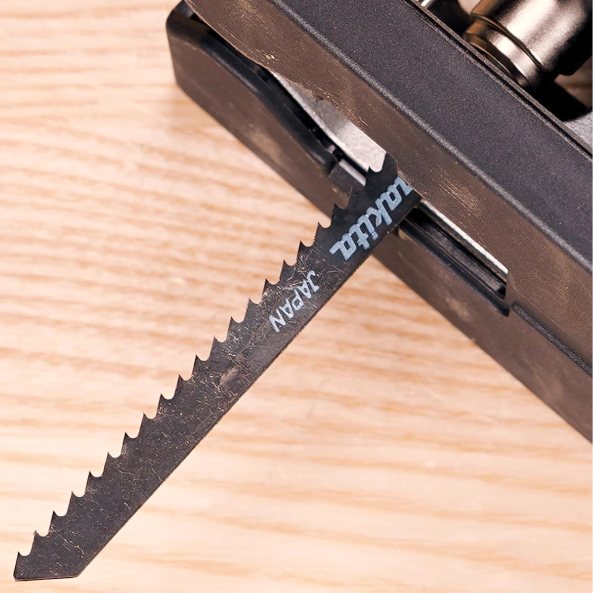 Makita B-13 Jigsaw Blades Black 105mm Pack of 5 A-85656 | T111C | 8TPI | HCS | For Cutting Plastic-PVC and Plywood