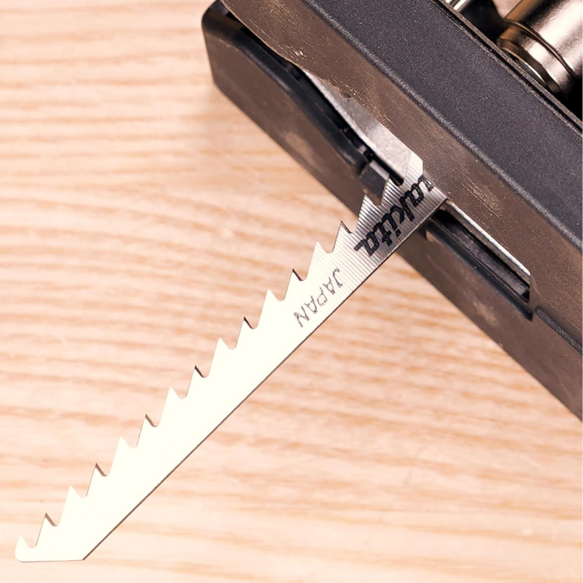 Makita B-12 Jigsaw Blades Silver 105mm Pack of 5 A-85640 | T101D | 6TPI | HCS | For Cutting Plastic-PVC and Plywood
