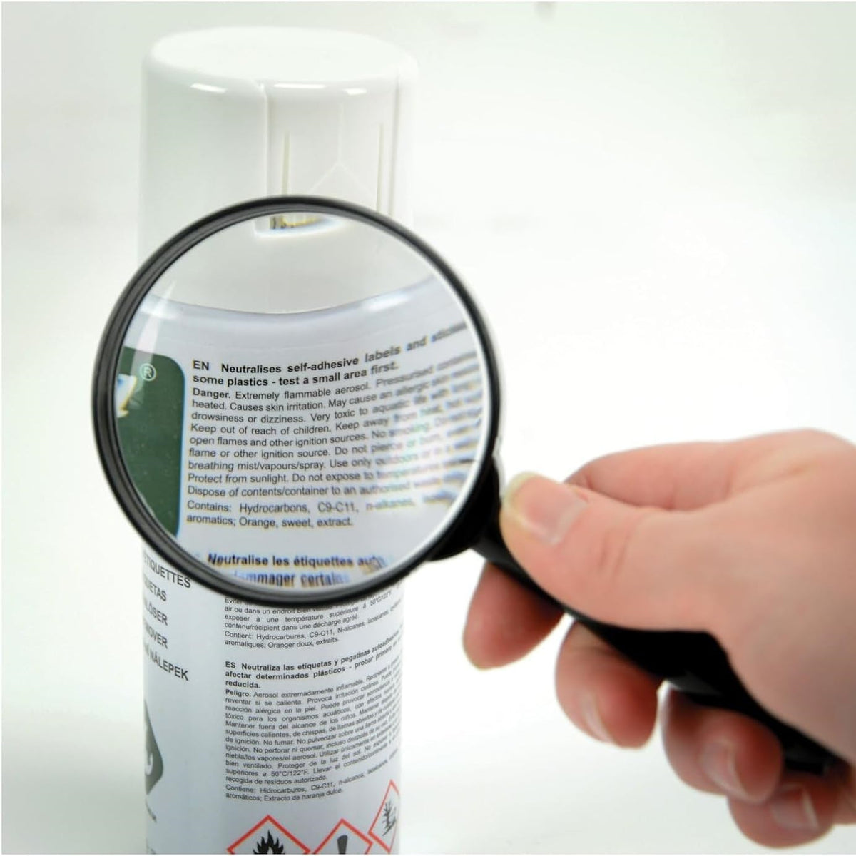 Blackspur Glass Magnifier Black 18.5cm x 10cm x 1.5cm MS125 | 3X Magnification | Strong Optical Lens | Durable Plastic Handle | For Reading Small Print | For Examining Small Objects