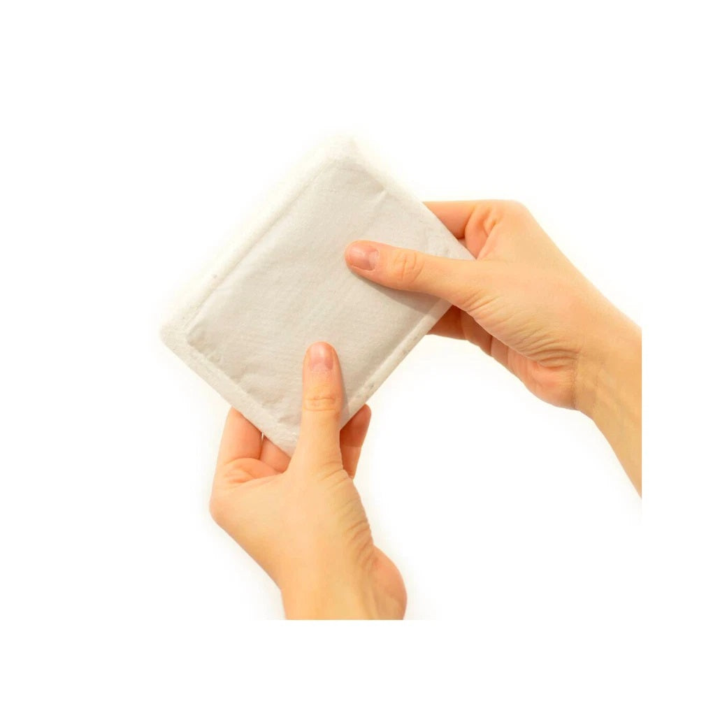 Ashley Housewares Self Adhesive Heat Pads White 10cm x 13cm Pack of 2 HW136 | Lasts Up to 8Hrs | Fragrance Free | Heats Up to 65 Degree C | Instant Relief for Joints and Muscles | Comfortable and Discreet