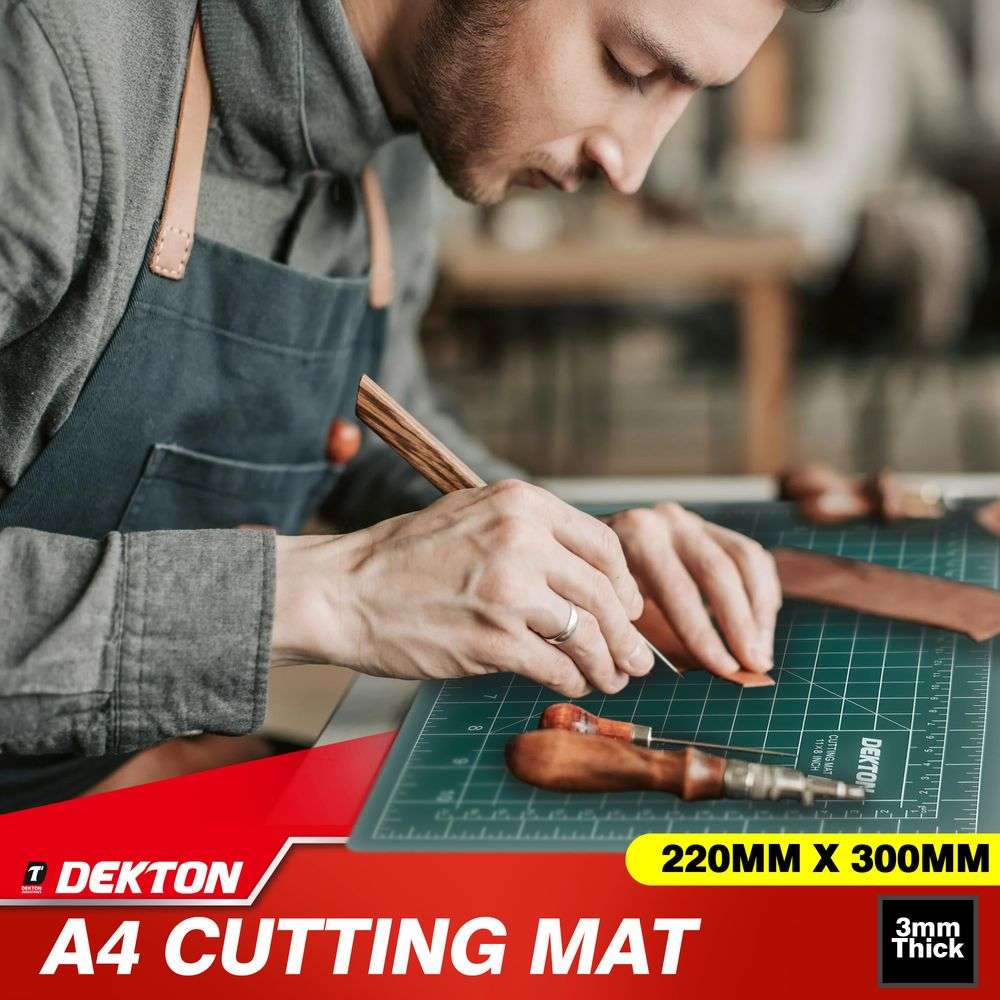 Dekton A4 Cutting Mat Green 220mm x 300mm DT60152 | Special Non Slip Surface | 1cm Square Grid | 3mm Thick