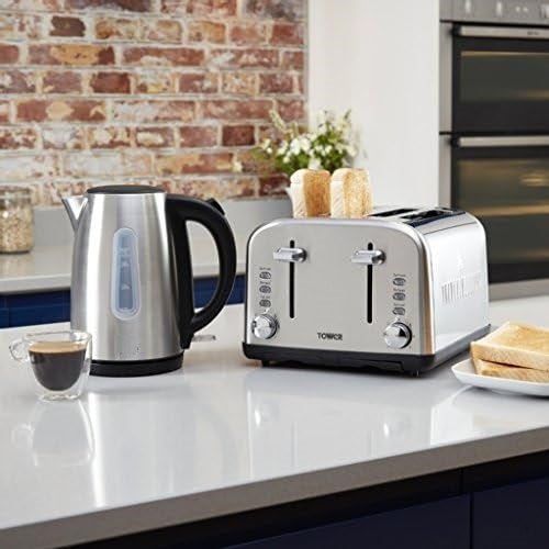 Daewoo Rapid Boil Kettle Silver 1.7Ltr SDA2733 | 3000W Power | Stainless Steel Electric Jug | Kettle with Wide Opening Lid | Water Level Gauge | Easy to Use | 360 Degree Rotating Base | Automatic Shut-Off