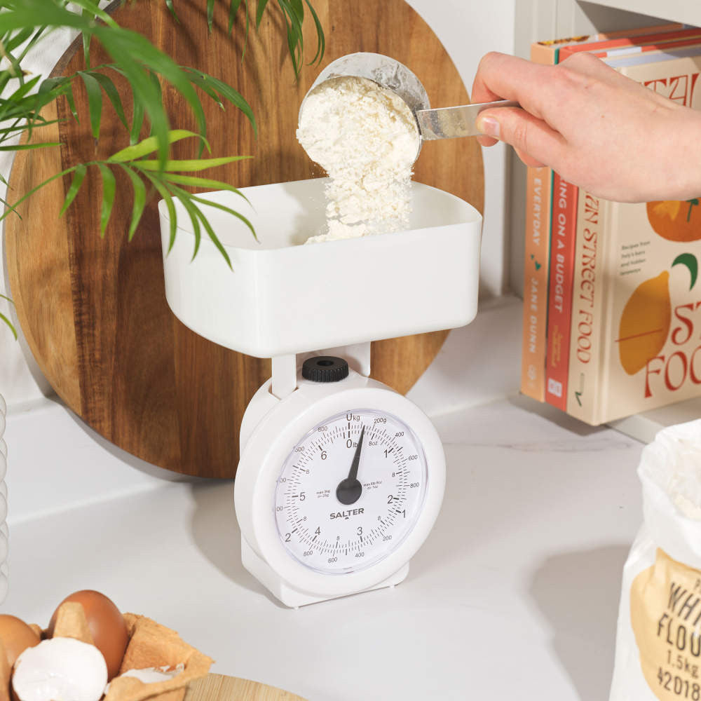Salter Mechanical Kitchen Scale White 24cm x 18cm 112 WHFEU12 | Max Weight 3Kg | Compact Design | Easy-Read Dial | 1Ltr Dishwasher Safe Bowl | No Battery Required