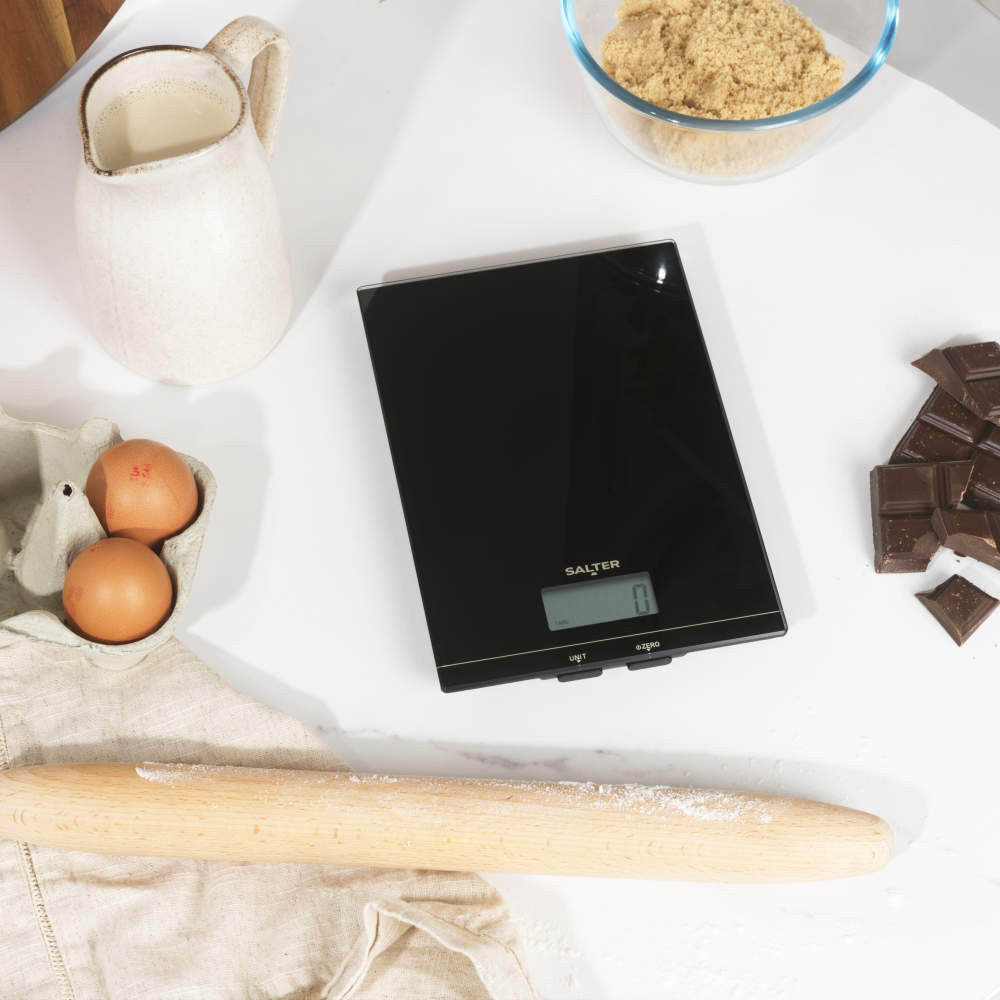 Salter Kuro Glass Electronic Kitchen Scale Black SA00450KFEU12 | 5Kg Capacity | Digital Food Weighing Scale | Aquatronic for Liquids | Add and Weigh Multiple Ingredients | Easy Read LCD Display | Slim Design | Perfect for Baking | Batteries Included