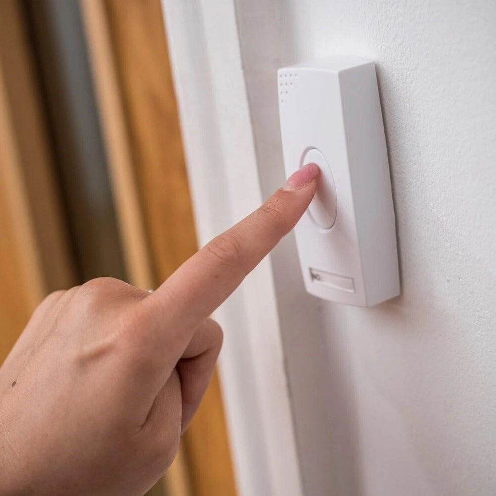 Kingavon Plug In Wireless Door Chime with Socket White DC105 | Choice of 38 Melodies | No Wiring Required | Approx Range 100Mtr