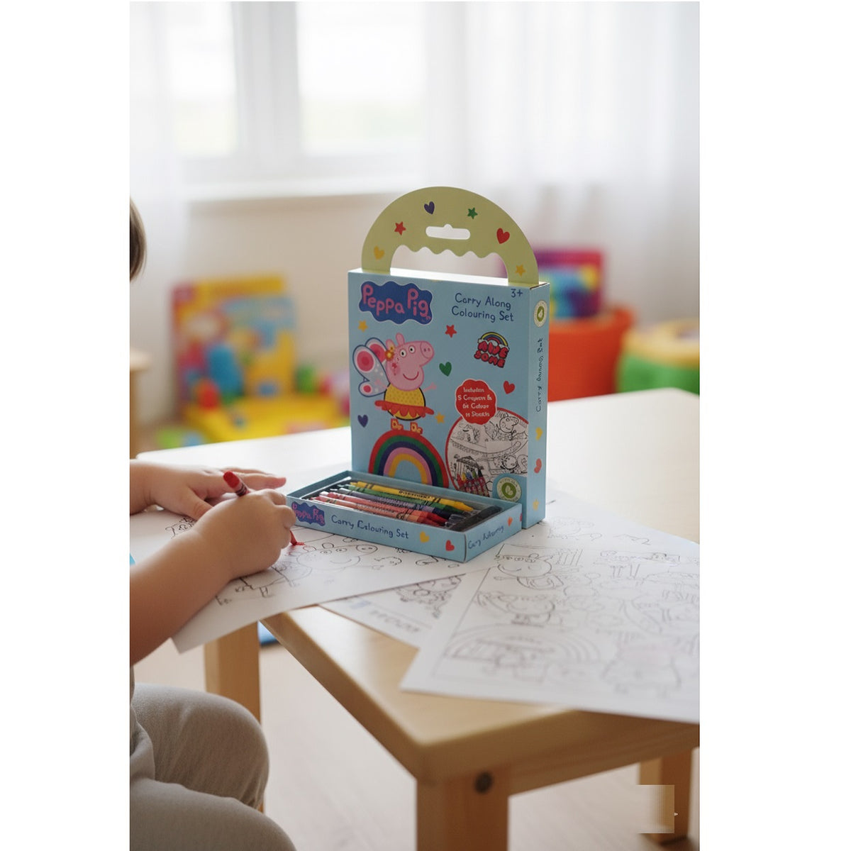Design Group Peppa Pig Carry Along Colouring Set Assorted PECAR/4 | Includes 5 Crayons and 64 Colour in Sheets