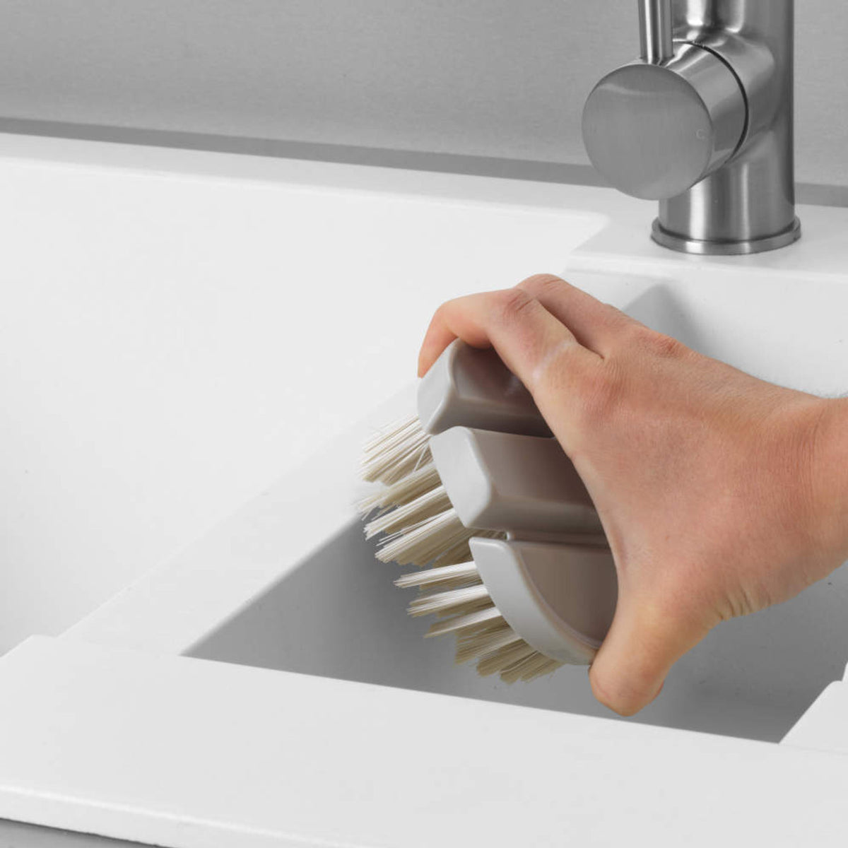 Beldray Deep Cleaning Flexi Scrubbing Brush Grey 4.1cm x 9.8cm x 9.8cm LA032784FPEU7 | Curves into Tight Spots | Ideal for Deep Cleaning Hard Surfaces | Strong Durable Bristles