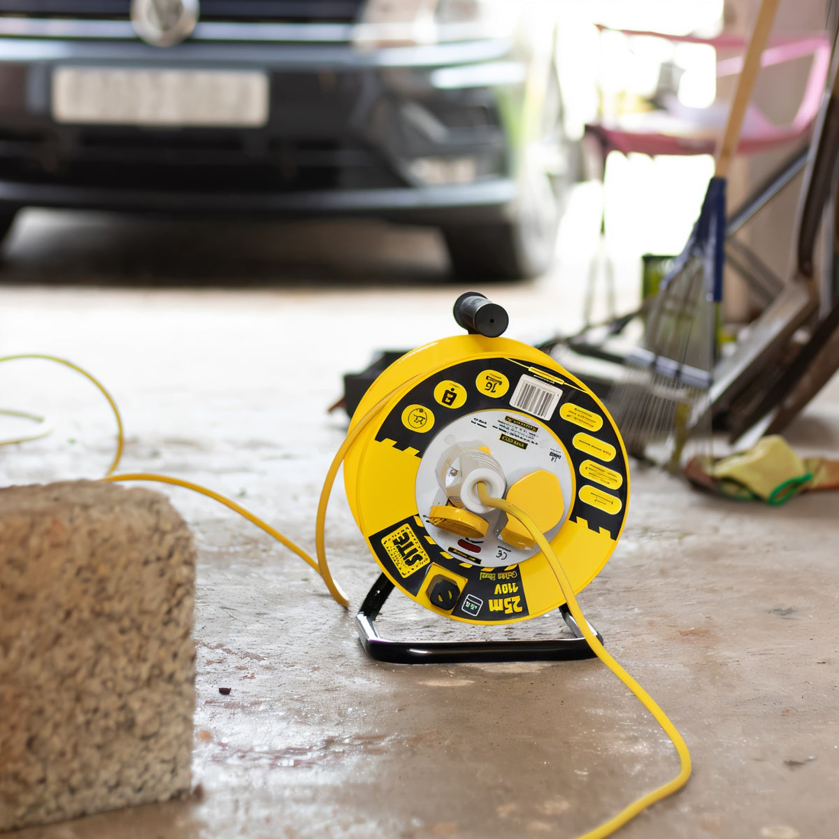 Masterplug 2 Socket Cable Reel Yellow 25Mtr 16A 110V LVCT2516/2 | Power Indicator | Easy Wind Handle | Thermal Cut-out