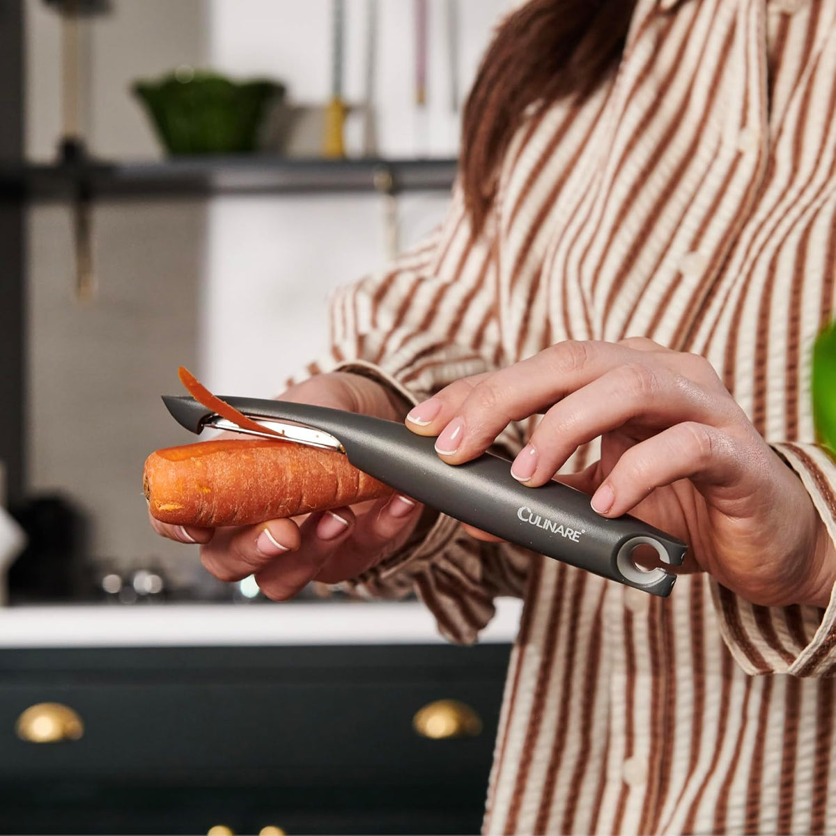Culinare Swivel Peeler Grey C240202 | Super Sharp Blade for Smooth Peeling