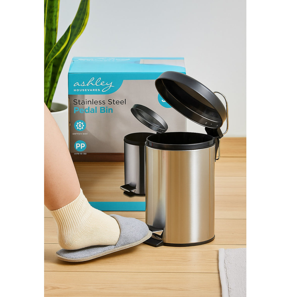 Ashley Housewares Pedal Bin Stainless Steel 3Ltr PB400 | PP Inner Bucket | Rust Proof | Easy to Remove and Empty Inner Bucket | Simple and Elegant Design | Hygienic and Easy to Clean | Pedal Opening