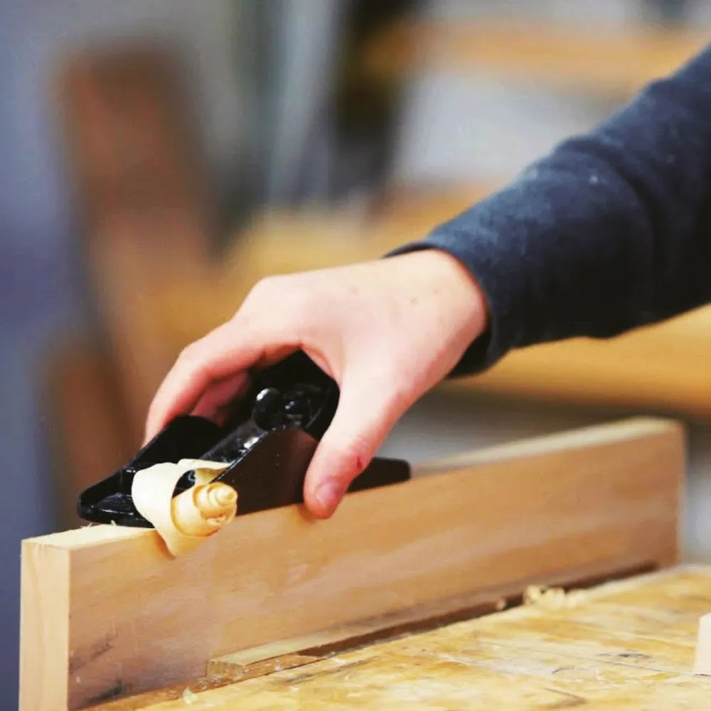 Dekton Block Plane Black 33mm x 90mm DT40220 | Heavy Duty Steel | Adjustable Cutter | Sharp Blade | Corrosion and Rust Resistant | Durable Epoxy Coating | For Woodworking and DIY Projects | Detachable Design | Durable Nickel-Plated Upper Pressure Plate