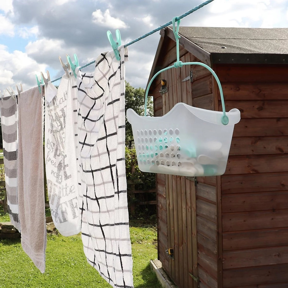 JVL Peg Storage Basket with Hanger  Aqua 23cm x 15.5cm x 13cm 19-216 | Durable Plastic | Weather Resistant | Basket Hangs from Washing Lines