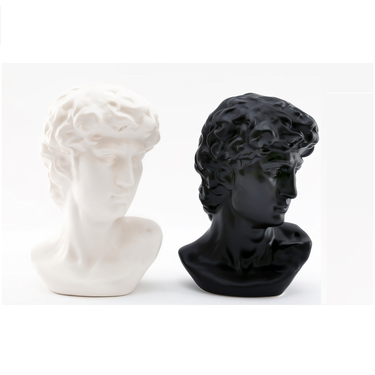 SIL Temerity Jones Monochrome Roman Gentleman Statue Assorted 29cm x 19cm x 10cm Pack of 1 TJN0370