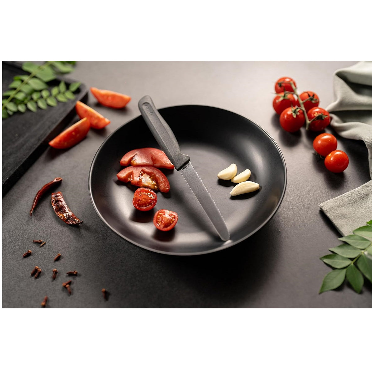 Zyliss Serrated Tomato Knife Grey 110mm E920288 | Blade Guard Included | German Stainless Steel