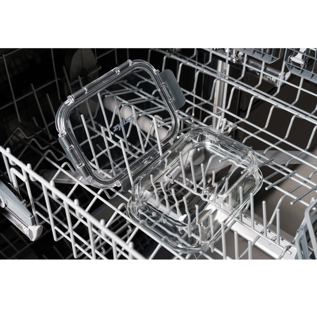 Zyliss Glass Container Clear and Black 0.64Ltr 18.5cmx 14cm x 6cm E981064
