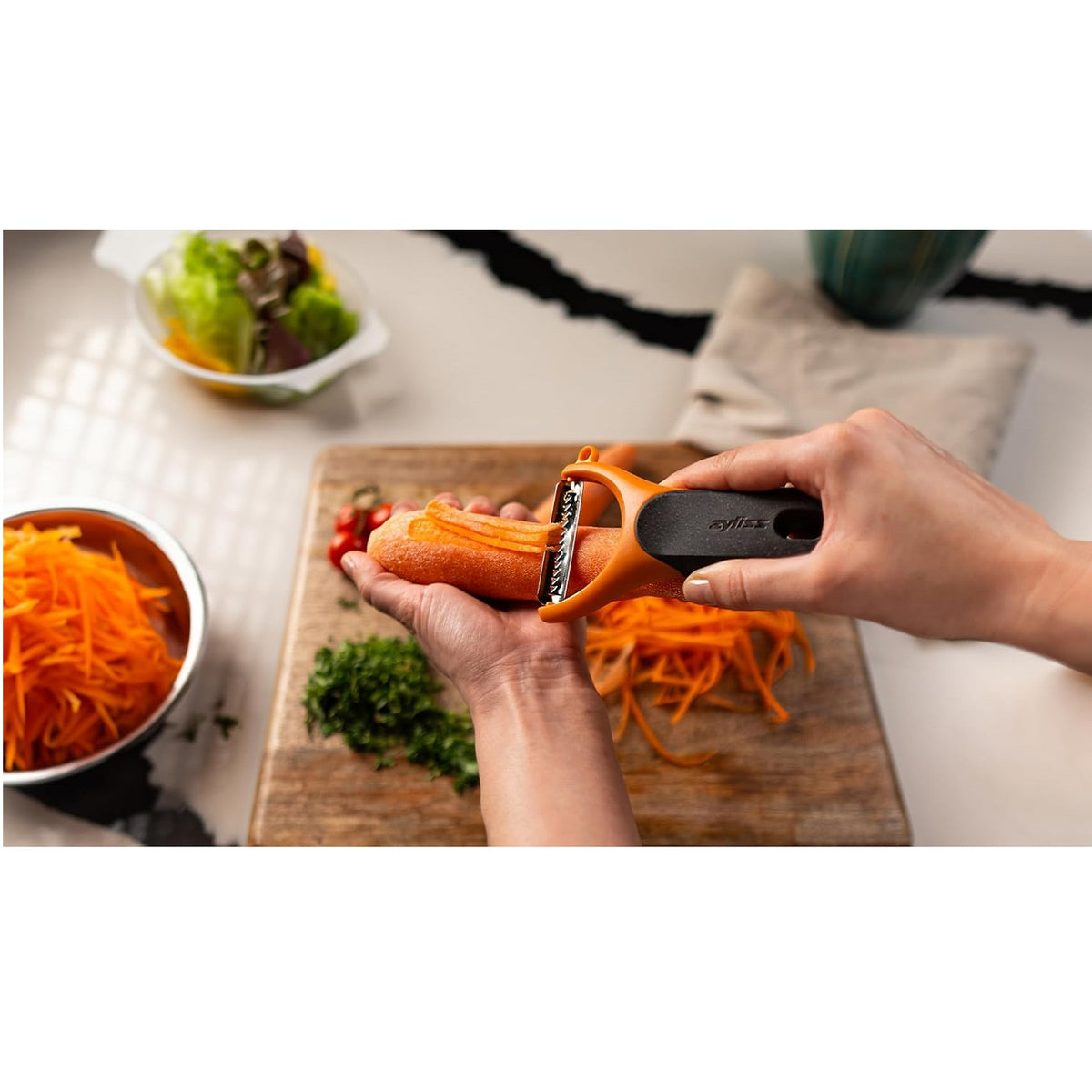 Zyliss Julienne Y Peeler Assorted H142mm x W81mm x D20mm E950050 | Eco Handle | Creates Juilenne Strips Easily and Quickly