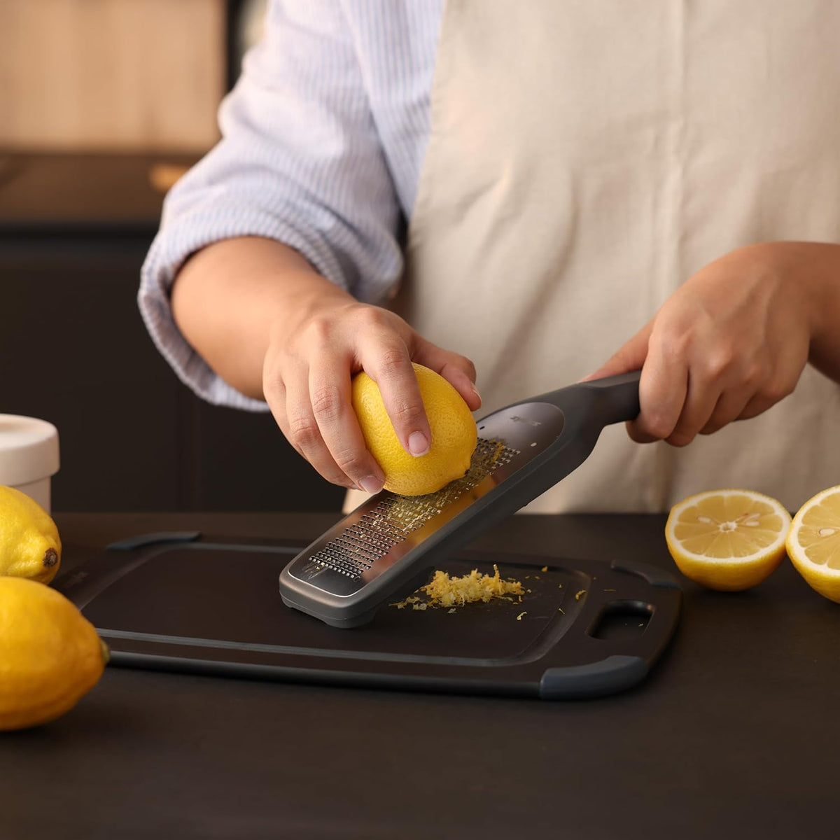 Zyliss Fine Grater Beluga Grey 280mm x 72mm x 24mm E900063 | Eco Handle