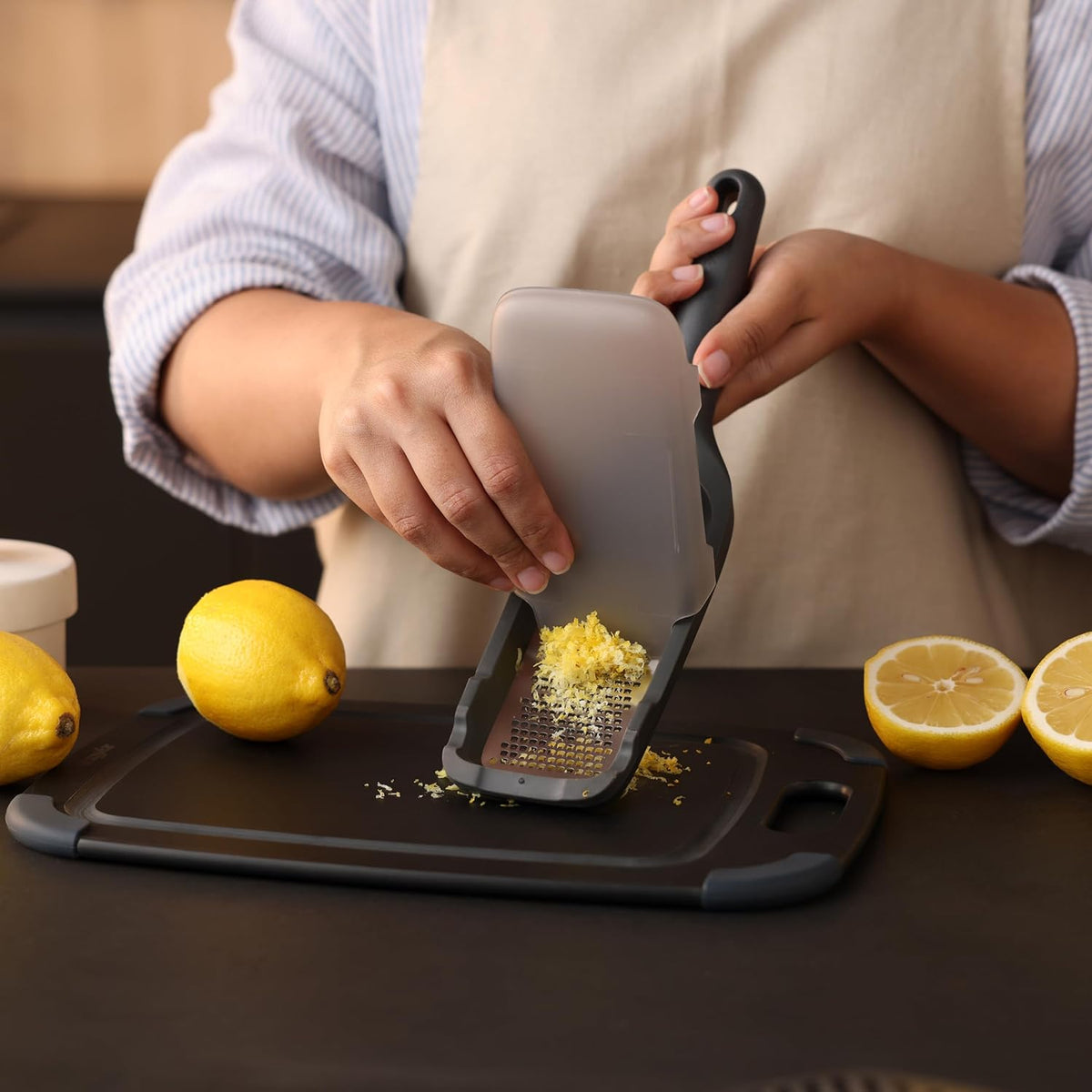Zyliss Fine Grater Beluga Grey 280mm x 72mm x 24mm E900063 | Eco Handle