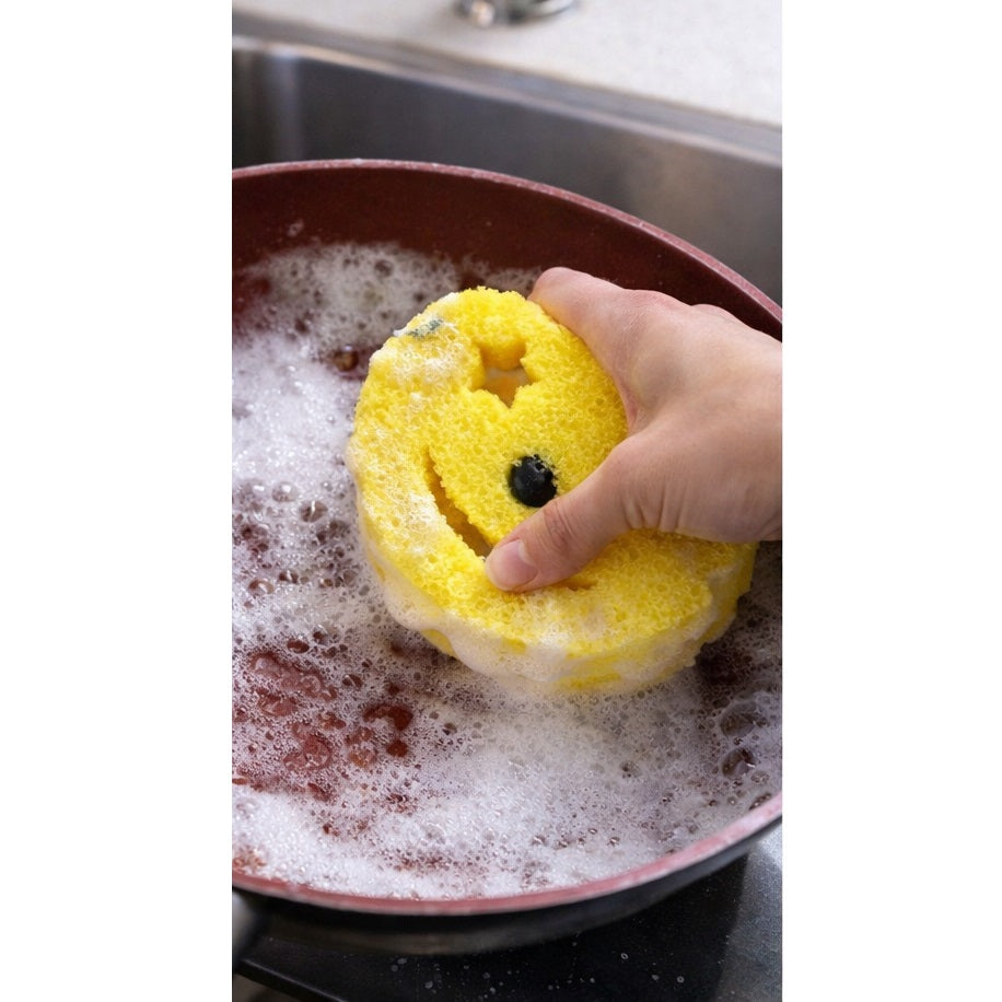 Bettina Smiley Wonder Dual Sided Sponge Scrub with Holder Assorted Colours B506 | One Side for Scrubbing | One Side for Wiping | Soft in Warm Water and Firm in Cold | Odor Resistant | Non- Scratch Material | Remove Stubborn Residue | Use on Multiple
