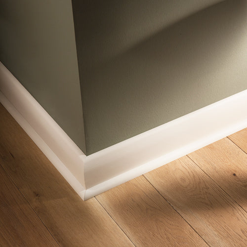 Cheshire Mouldings Quadrant Pine Natural 2.4Mtr 18mm x 18mm 3.3Kg TM673 | PEFC Certified | Timber Quadrant | For DIY Jobs | Mouldings | Quadrant | Home Decor | Wooden Flooring | Skirting Boards | Wall to Worktop Joints | Versatile Moulding