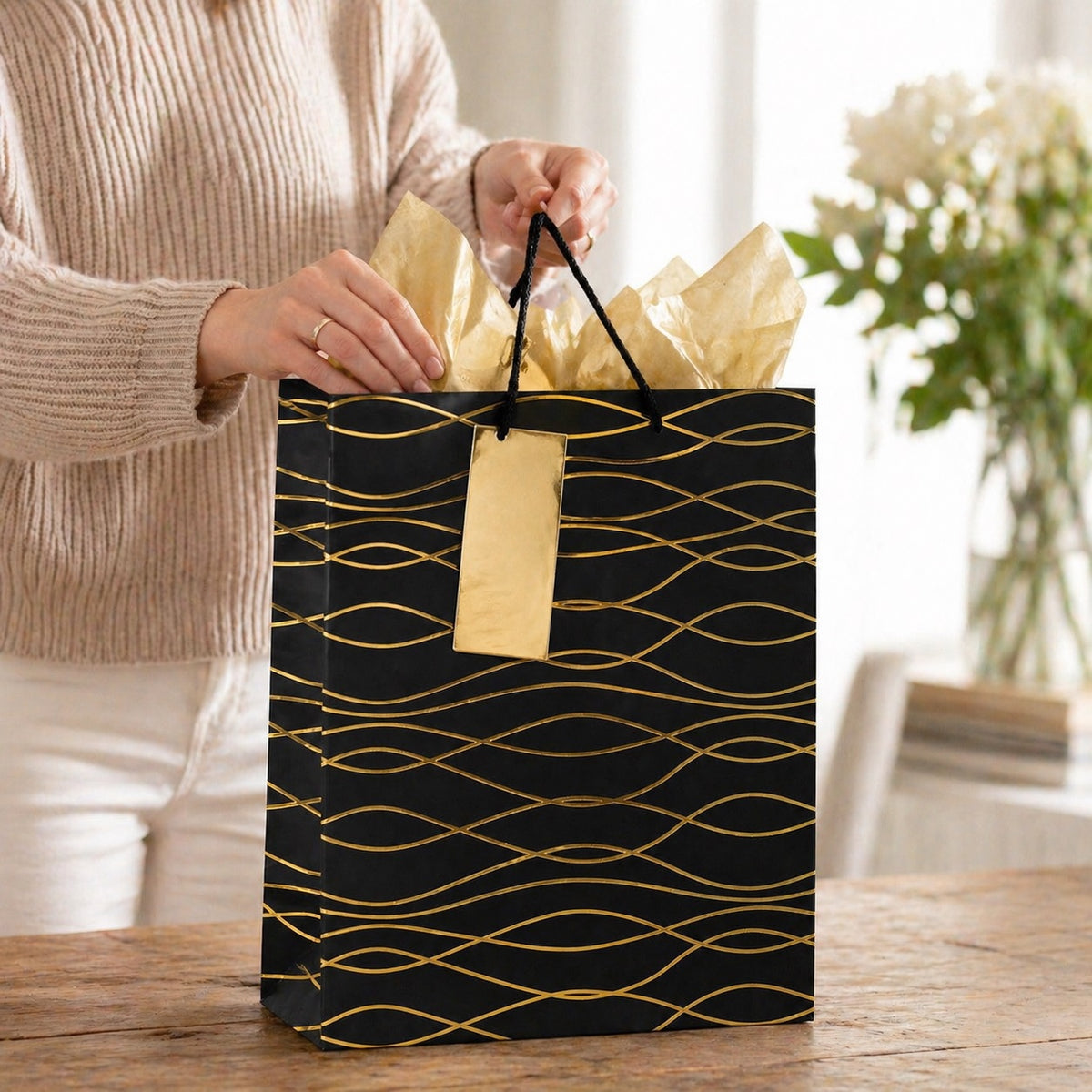 Clairefontaine Eurowrap Geo Gift Bags Black Large 26.5cm x 14cm x 33cm Pack of 6 35477-2C | Strong Paper Gift Bags | Rope Handle Carry Bags | Premium Black and Gold Design | 100 Percent Recyclable Material | Ideal for Gifts and Parties