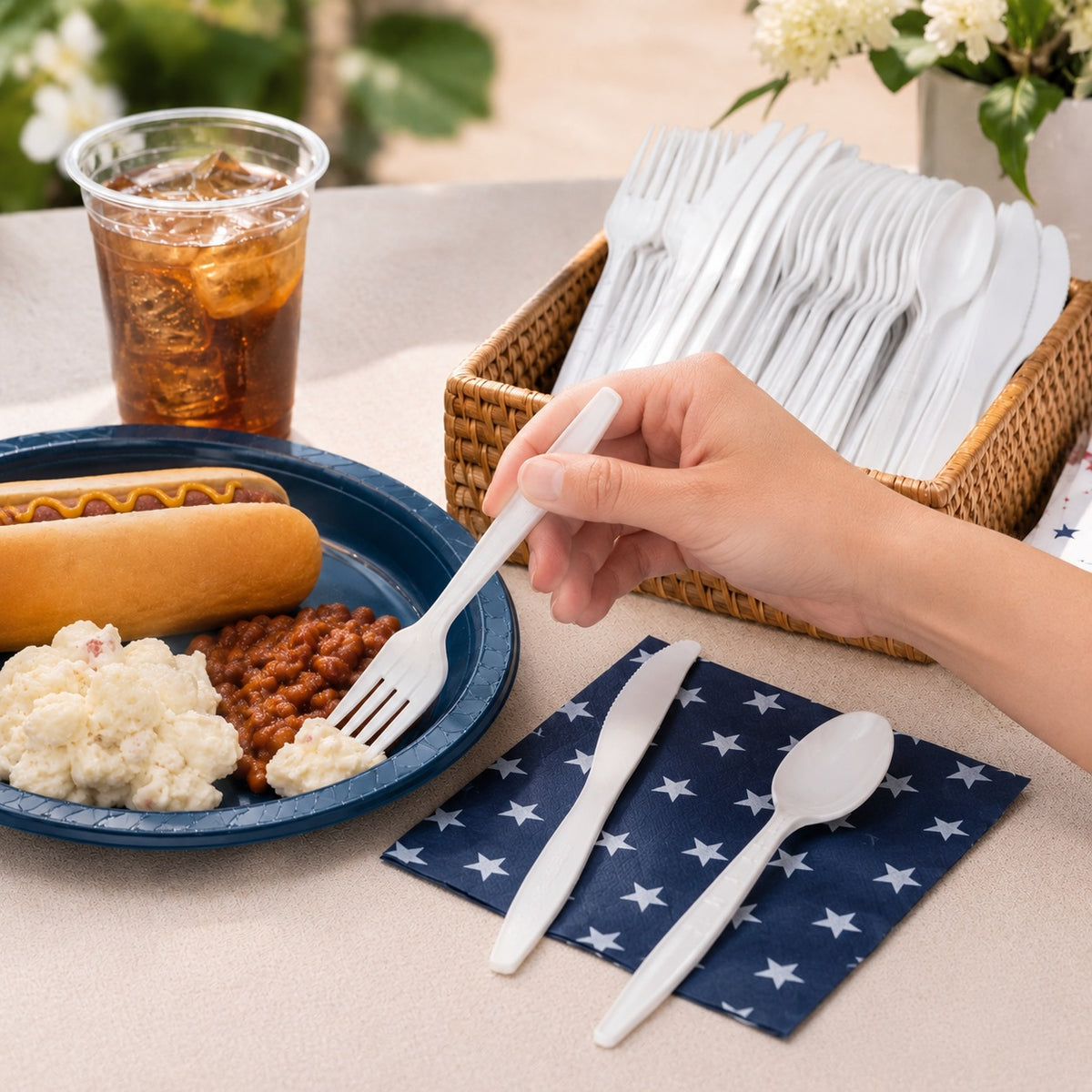 Smartway Assorted Cutlery White Pack of 48 SM3009 | Reusable Plastic Cutlery Set | White Fork Spoon Knife Set | Disposable Party Picnic BBQ Catering Tableware | Recyclable Dining Utensils