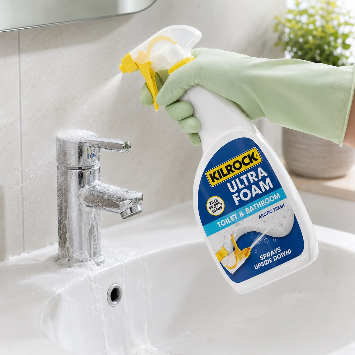 Kilrock Ultra Foam Toilet and Bathroom Cleaner Arctic Fresh 750ml ULTRA FOAM ARCT | Disinfectant Spray | Deep Cleaning Foaming Wash | Limescale Soap Scum Remover | Upside Down Spray Cleaner | Kills 99.99 Percent Germs