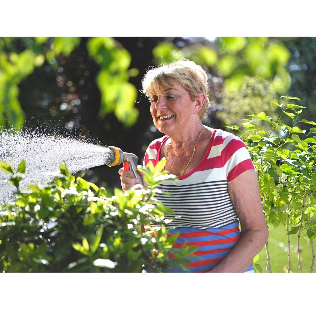 Hozelock Multi Spray Plus Metal Spray Gun Grey and Yellow 2691 | 8 Spray Patterns | Powder Coated Die Cast Metal Body | Lockable Trigger | Variable Flow Control 50 Percent to 100 Percent | Garden Hose Nozzle for Watering and Cleaning | Supplied with Complete Fittings
