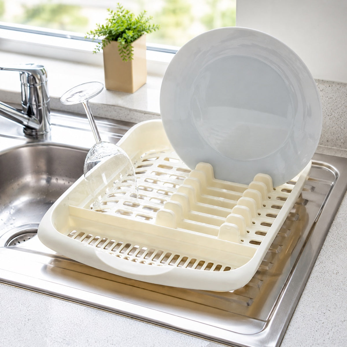 Addis Plastic Draining Rack Linen Cream 516228 | Hard Wearing and Wipe Clean | Plate Rack | Dish Drainer