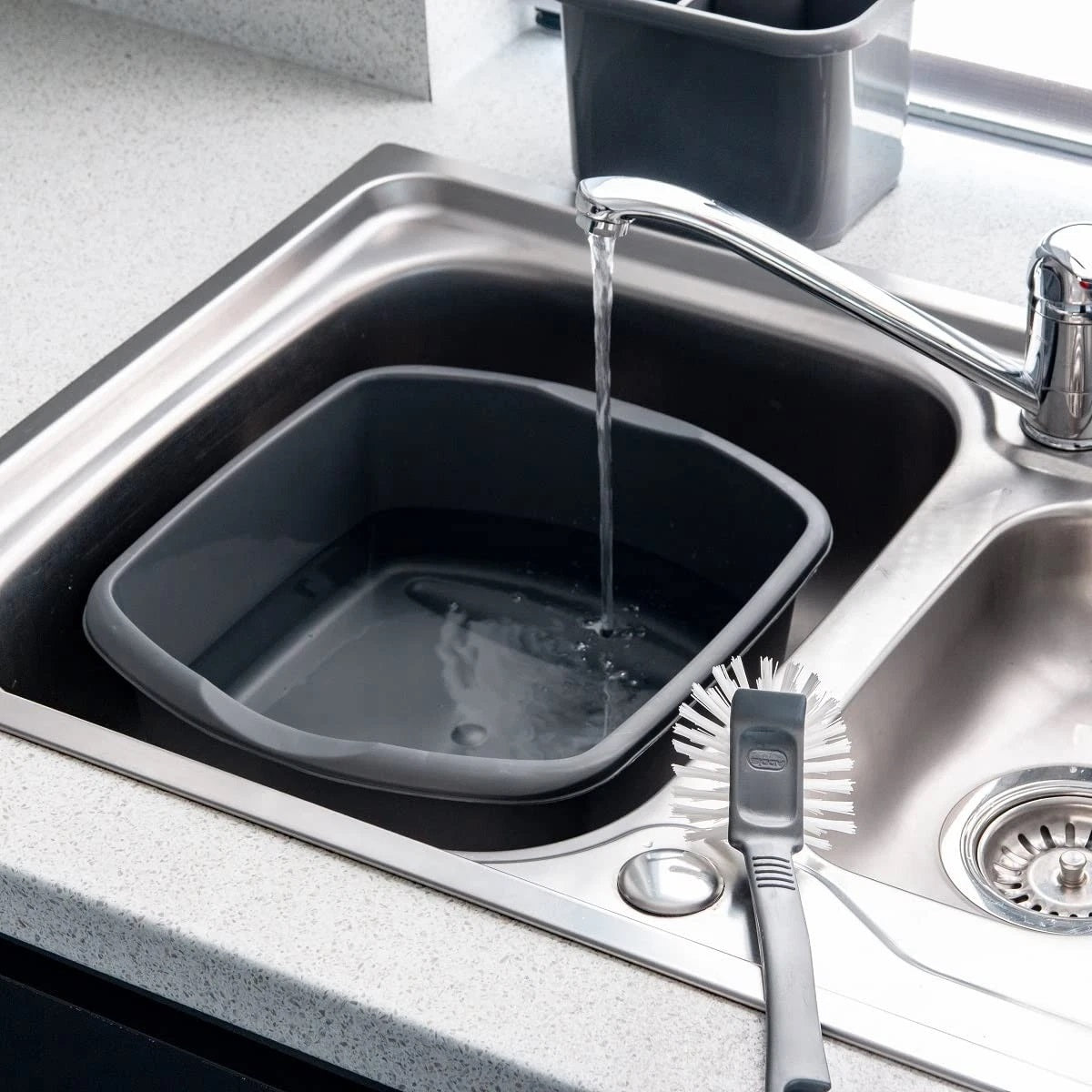 Addis Small Rectangular Bowl Black 8Ltr 518083 | Hard Wearing and Wipe Clean | Washing Up Bowl | Plastic Utility Basin