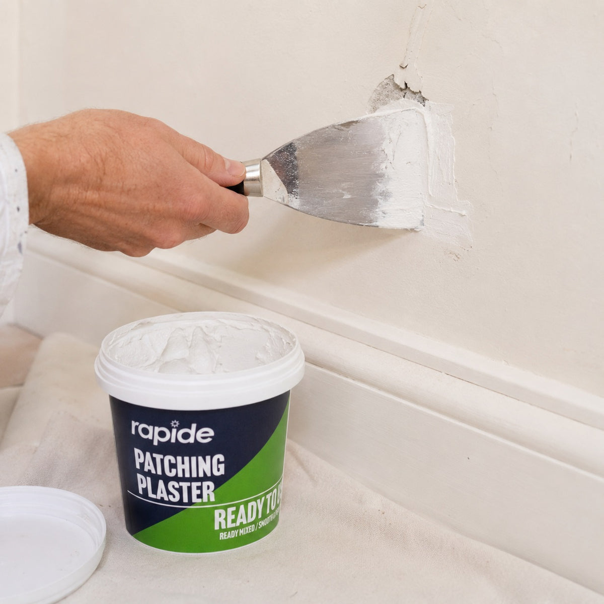 Rapide Ready to Use Patching Plaster White 470g 7159 | Smooth and Permanent | Ready Mixed | Crack Filler | Wall Repair Plaster